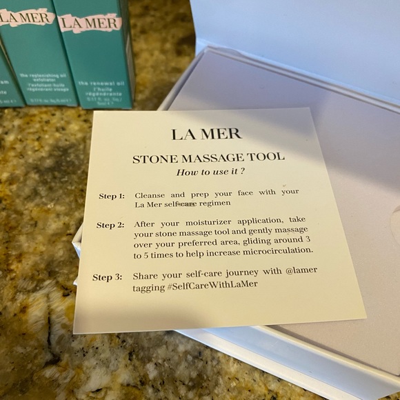 La Mer Massage Gift Set - Picture 4 of 5